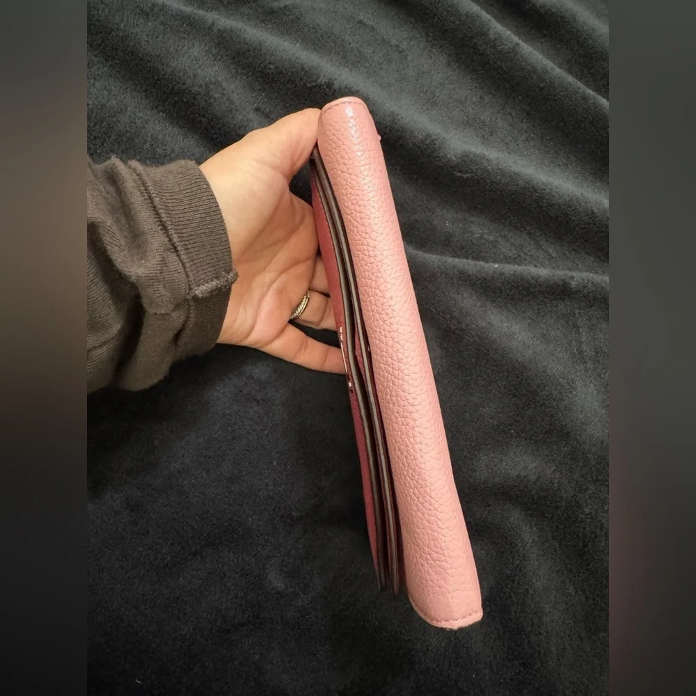 Coach Pink 2 toned Women's wallet - Picture 9 of 10